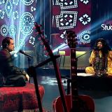 کاور آهنگ Chaap Tilak Sab
